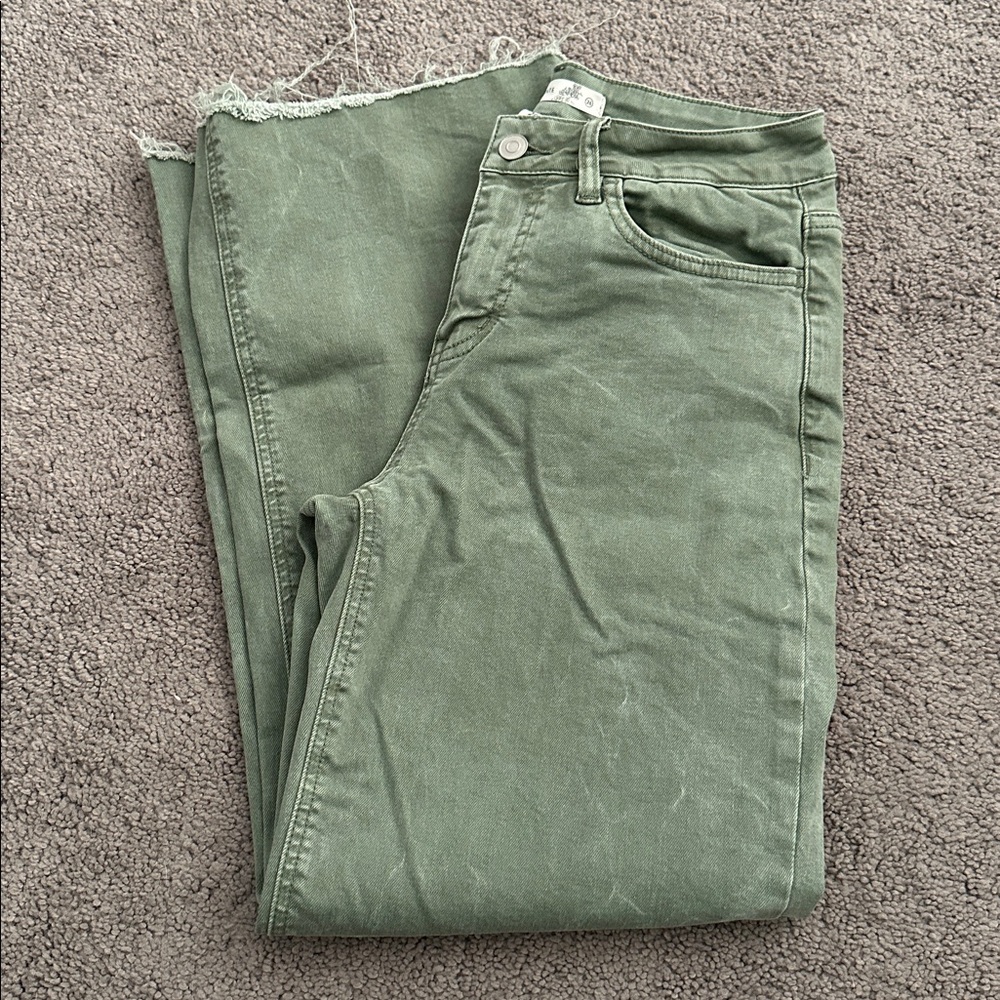 Altar’d State Cropped Pant
